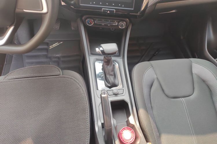 奇瑞 瑞虎3X 2024款 1.5L CVT卓越版中控内饰18