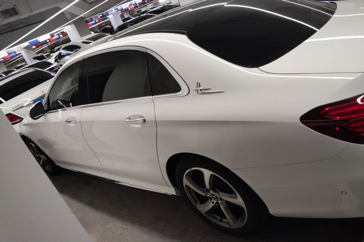 奔驰E级 2019款 E 300 L 运动豪华型车身外观6003
