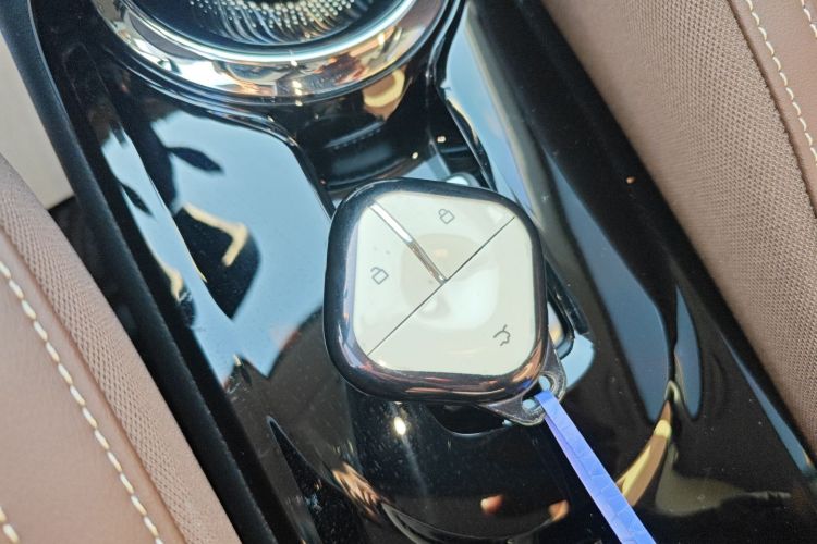 五菱汽车 五菱缤果 2024款 333km 悦享款中控内饰7001