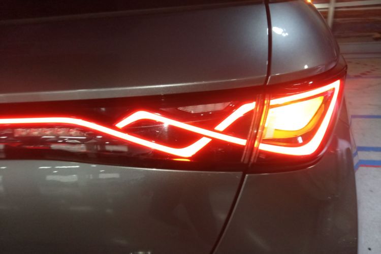 比亚迪 海豚 2021款 405km 时尚版车身外观9