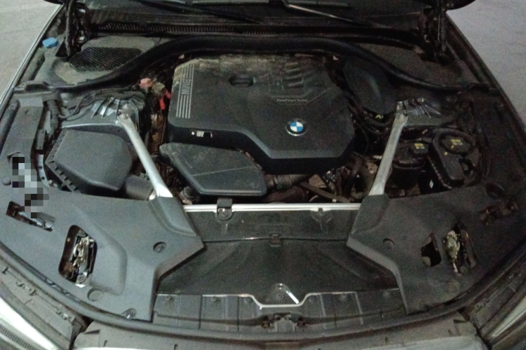 宝马5系(进口) 2022款 530i 风尚版 M运动套装局部细节24