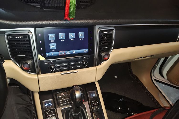 保时捷 2017款  Macan 2.0T中控内饰16