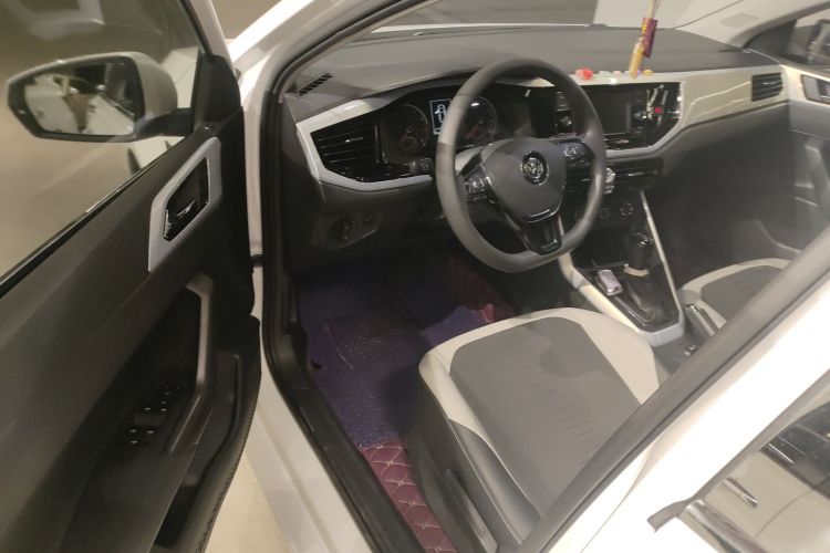 大众 Polo 2019款 Plus 1.5L 自动炫彩科技版中控内饰7003