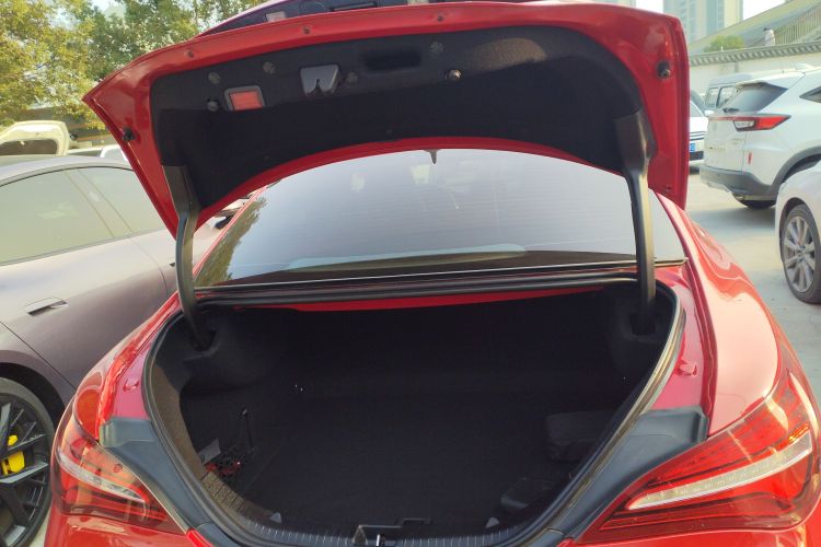 奔驰CLA 2017款 改款 CLA 200 时尚型机舱底盘23