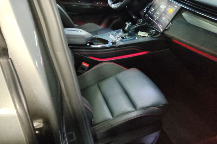 领克05 2022款 2.0TD 四驱劲Halo局部细节41