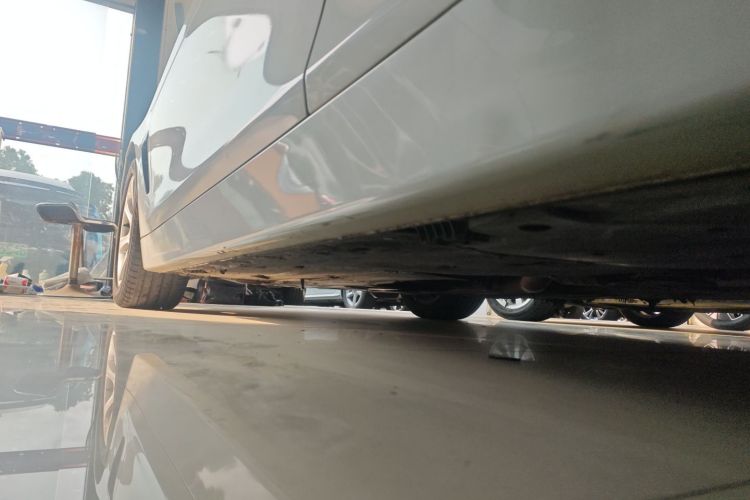 宝马4系 2014款 420i 时尚型局部细节9002