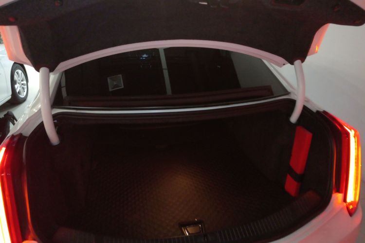 凯迪拉克XTS 2016款 28T 豪华型局部细节23