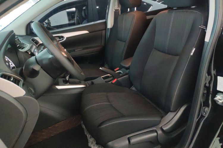 日产 轩逸 2024款 改款二 经典 1.6XE CVT舒适版局部细节19