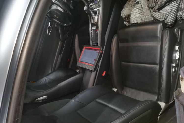 保时捷 2013款 Cayman 2.7L局部细节41