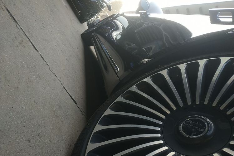 鸿蒙智行 享界S9 2024款 纯电 Ultra 四驱旗舰版局部细节9002