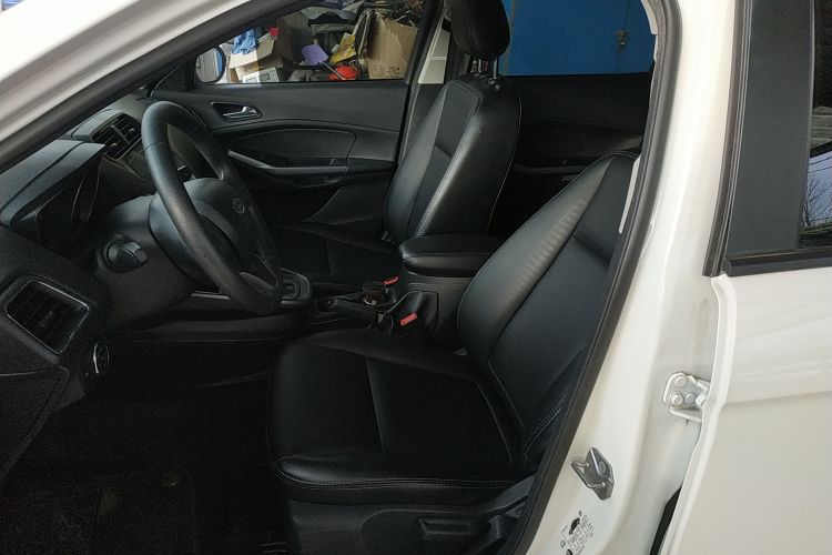 福特 福睿斯 2019款 改款 1.5L 自动质享型（胎压监测） 国VI局部细节19