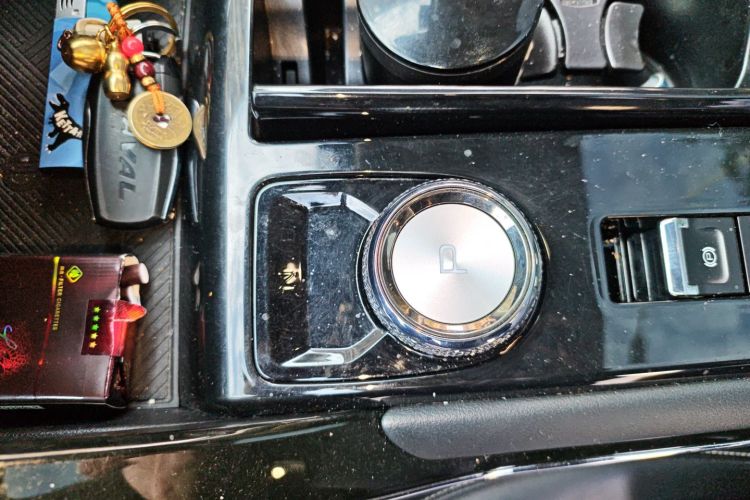 哈弗H6 2021款 第三代 1.5T 自动两驱Max中控内饰18