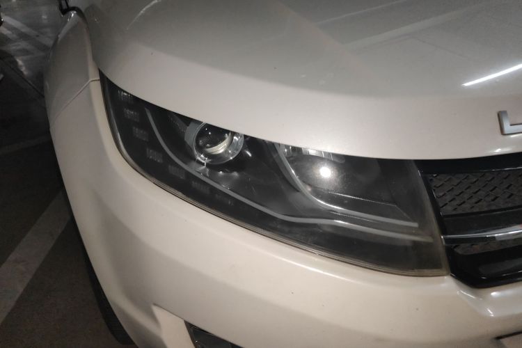 陆风X7 2016款 2.0T 全景尊享版车身外观6006