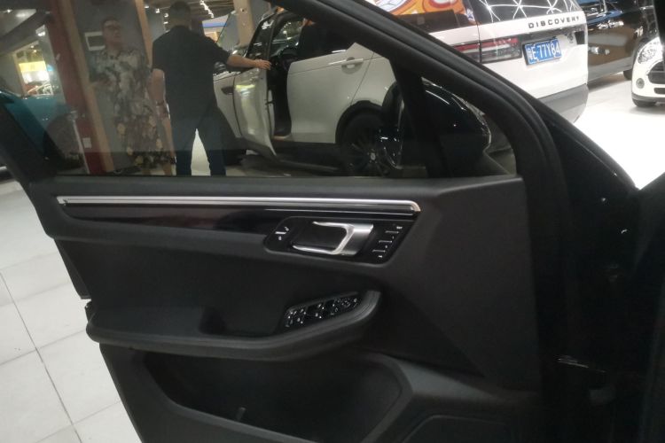 保时捷 2018款 Macan 2.0T中控内饰47