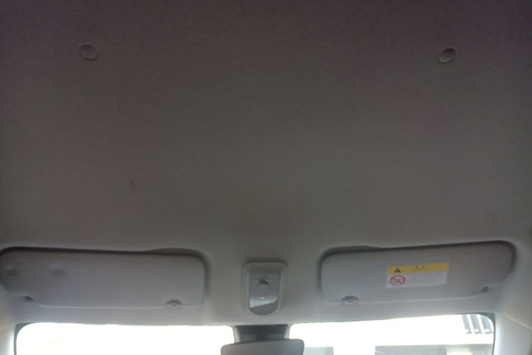 五菱汽车 五菱缤果 2023款 333km 灵犀互联款中控内饰22