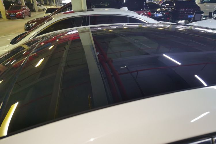 福特 福克斯 2022款 三厢 EcoBoost 180 自动ST Line局部细节57