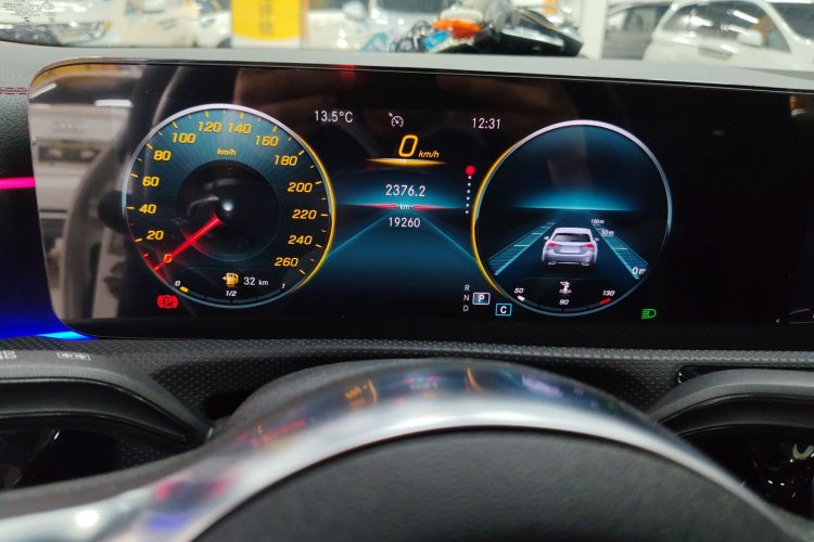 奔驰CLA 2022款 CLA 200 猎跑车中控内饰14