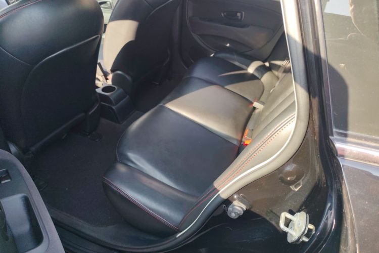 日产 轩逸 2012款 经典 1.6XE 自动舒适版中控内饰7004