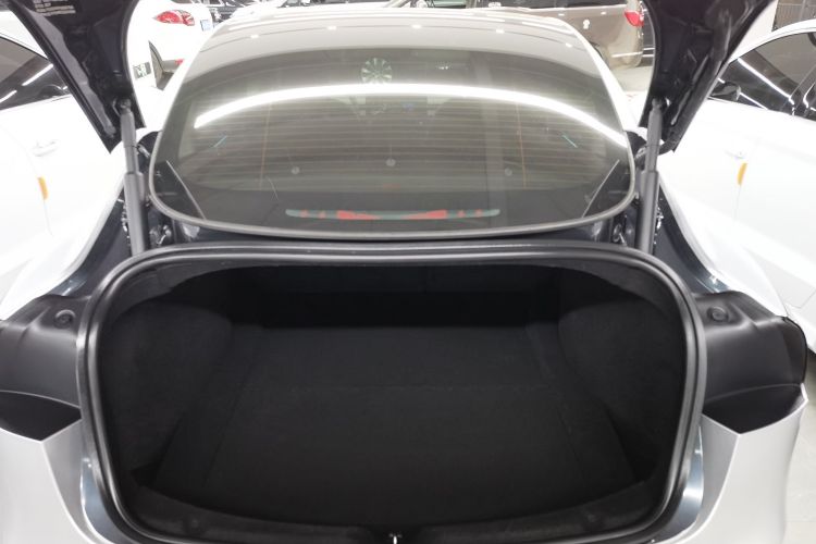 特斯拉 Model 3 2023款 后轮驱动版机舱底盘23
