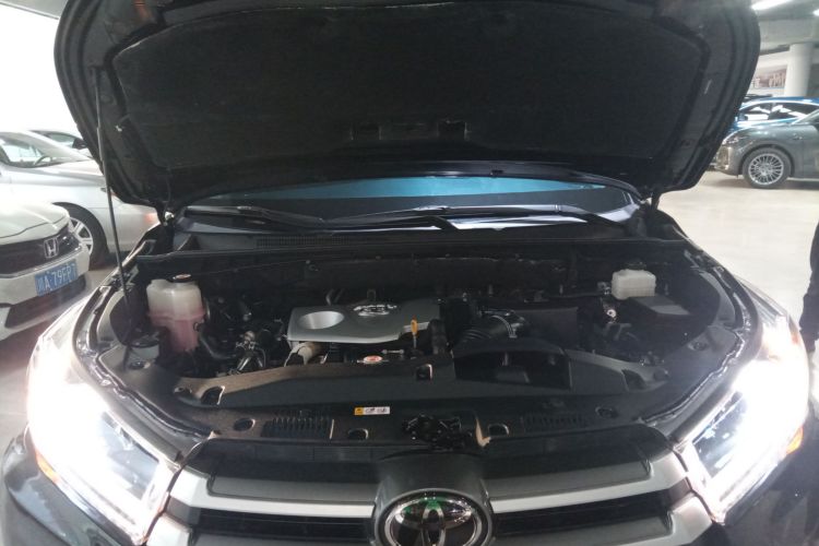 丰田 汉兰达 2018款 2.0T 四驱豪华版 7座 国VI局部细节24