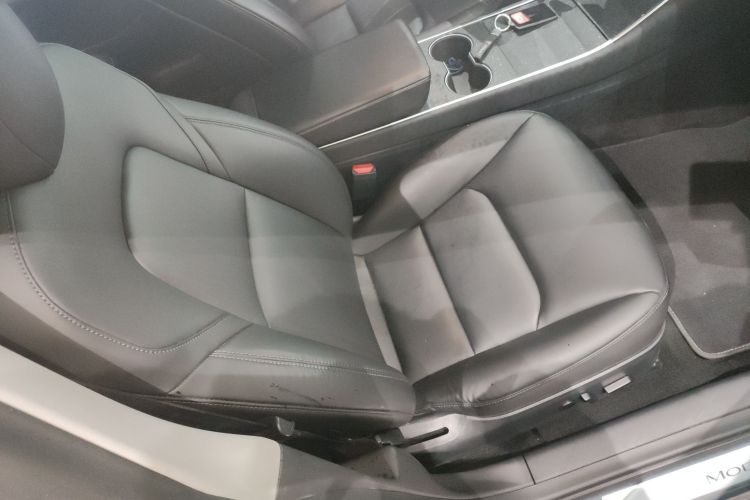 特斯拉 Model 3 2020款 改款 长续航后轮驱动版局部细节41