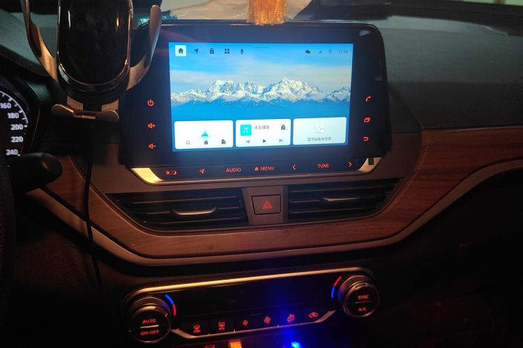 日产 天籁 2021款 2.0L XL 舒适版中控内饰16