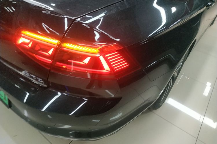 大众 迈腾GTE插电混动 2022款 GTE 豪华型车身外观9