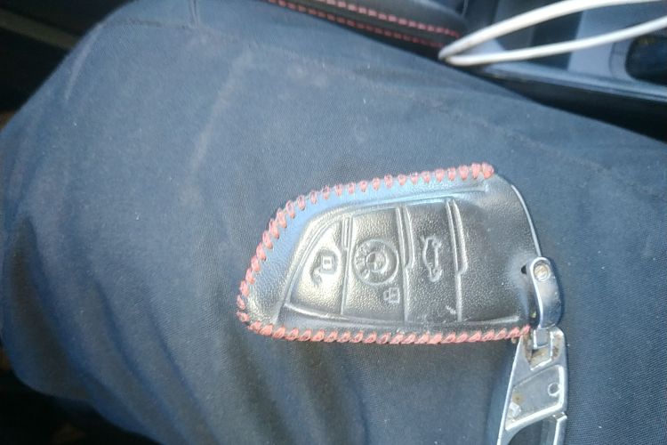 中华V3 2017款 1.5L 手动智能型中控内饰11