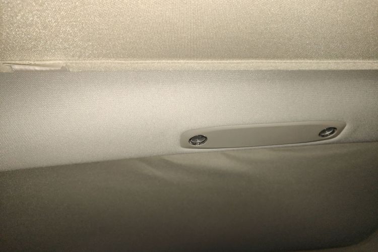 特斯拉 Model 3 2022款 后轮驱动版中控内饰22