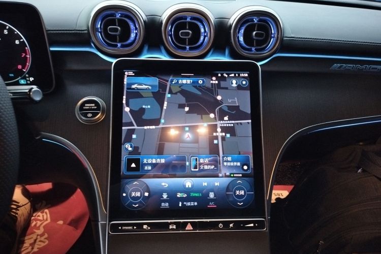 奔驰C级 2023款 改款 C 200 L 运动版中控内饰16