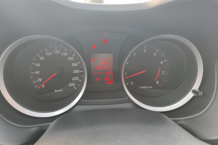 三菱 翼神 2015款 1.6L 手动时尚版中控内饰14