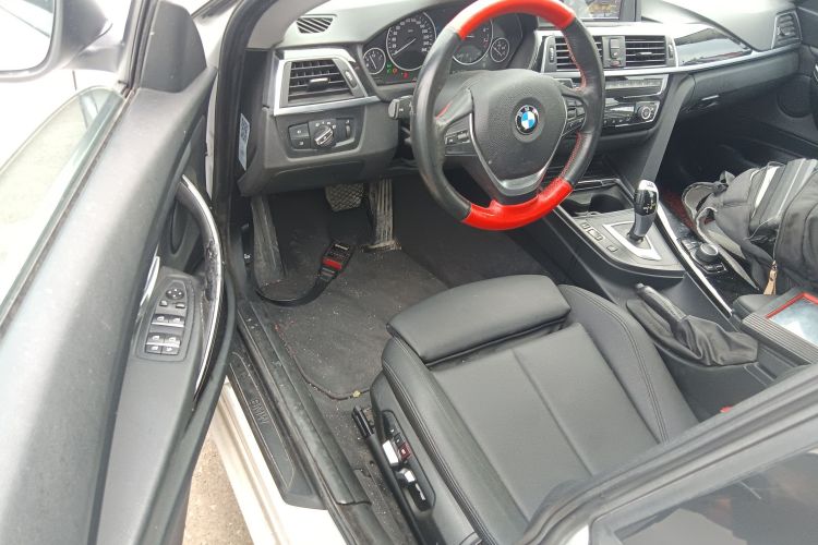 宝马3系GT 2018款 320i 时尚型中控内饰7003