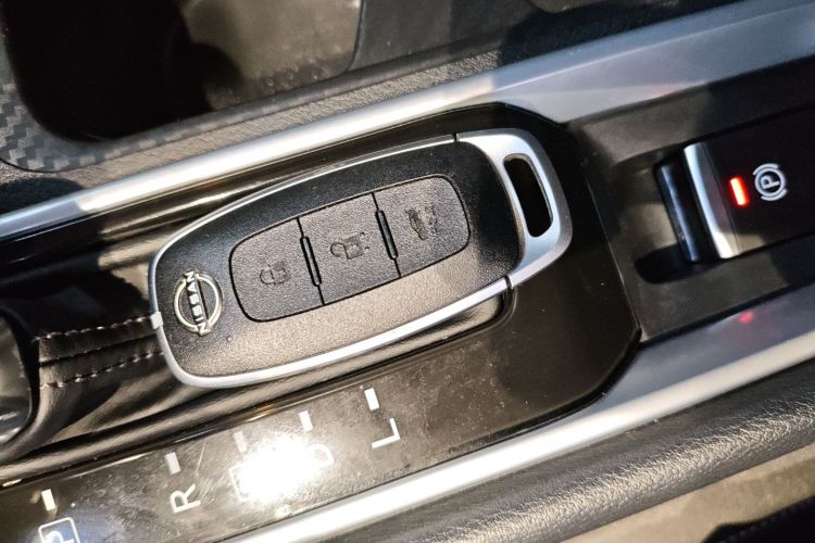 日产 轩逸 2023款 改款 1.6L CVT悦享版中控内饰11