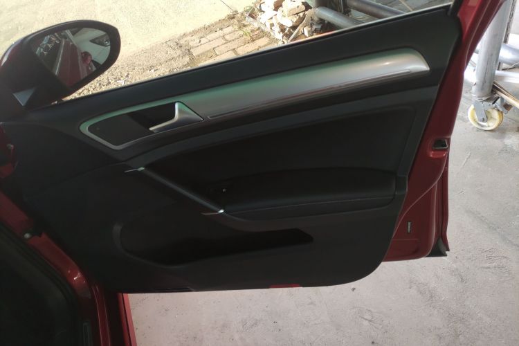 大众 高尔夫 2019款 280TSI DSG舒适型 国V中控内饰42