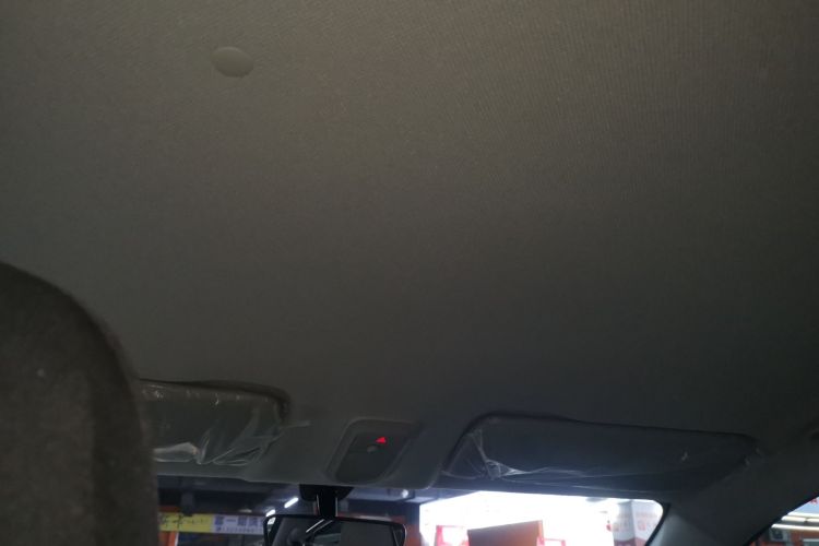 五菱汽车 五菱缤果 2023款 203km 轻享款局部细节22