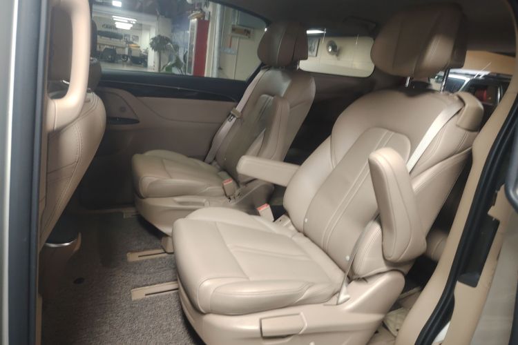 别克GL8 2017款 ES 28T 尊享型 国V中控内饰21