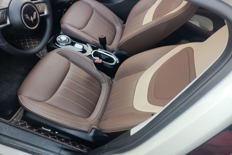 五菱汽车 五菱缤果 2023款 333km 灵犀互联款中控内饰19