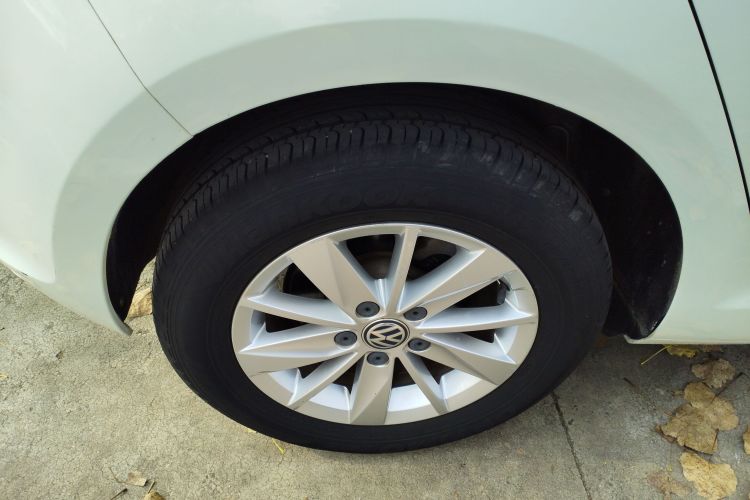 大众 高尔夫 2016款 1.6L 自动时尚型车身外观6008