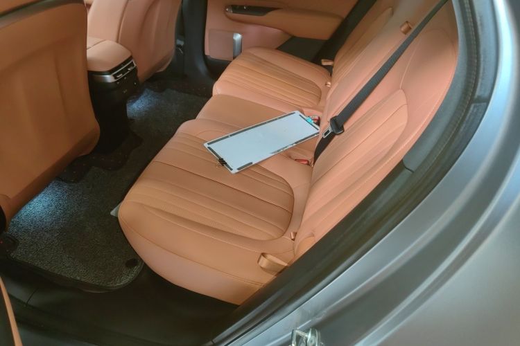 长安启源E07 2025款 纯电 四驱 90kWh Ultra高性能版中控内饰7004