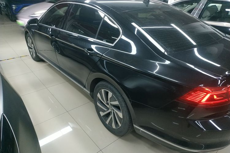 大众 迈腾GTE插电混动 2022款 GTE 豪华型车身外观4