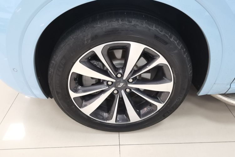 理想汽车 理想ONE 2020款 增程6座版车身外观6002