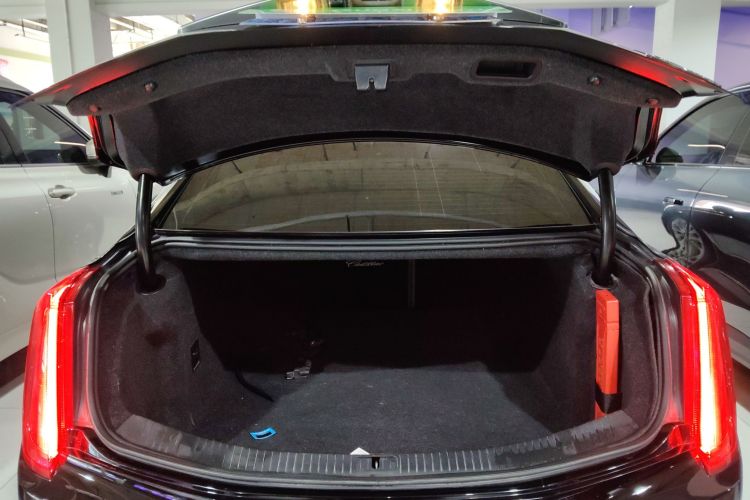 凯迪拉克XTS 2017款 28T 技术型局部细节23