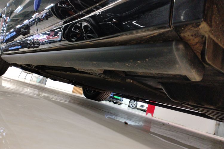 理想汽车 理想L9 2024款 Ultra局部细节9002