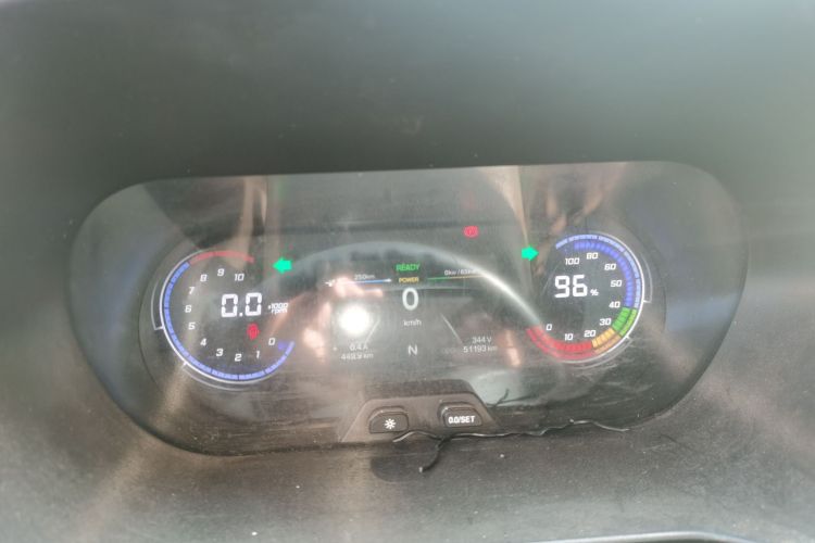 长安凯程 长安睿行EM80 2023款 平顶对开门2座60kW 41.932kWh局部细节14