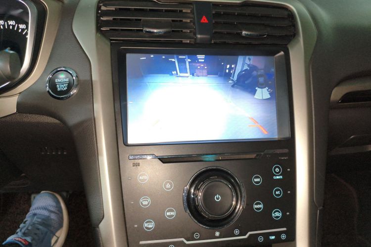 福特 蒙迪欧 2013款 2.0L GTDi200时尚型局部细节16