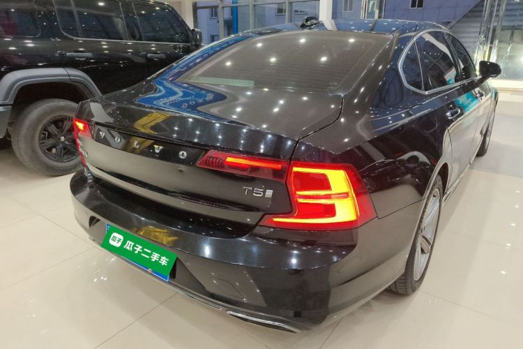 沃尔沃S90 2019款 T5 智逸版车身外观6005