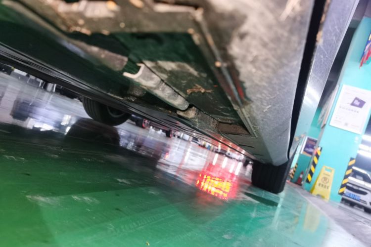 比亚迪 秦L 2024款 DM-i 80KM超越型局部细节9002