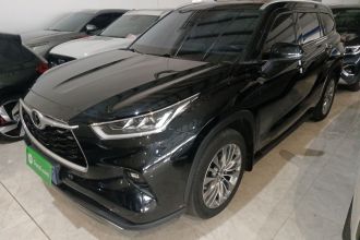 丰田 汉兰达 2022款 380T 四驱尊贵版 7座