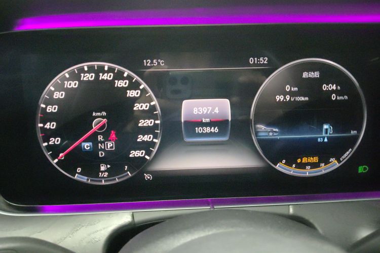 奔驰E级 2019款 E 300 L 运动豪华型局部细节14