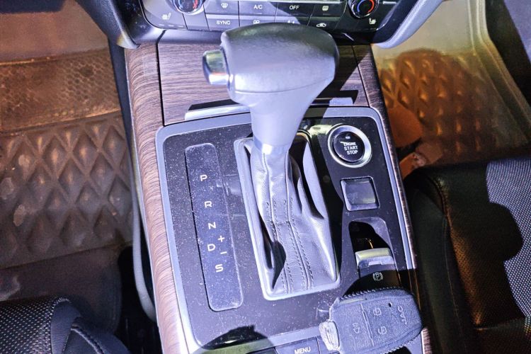 江汽集团 瑞风A60 2017款 1.5TGDI 自动豪华商务型中控内饰18